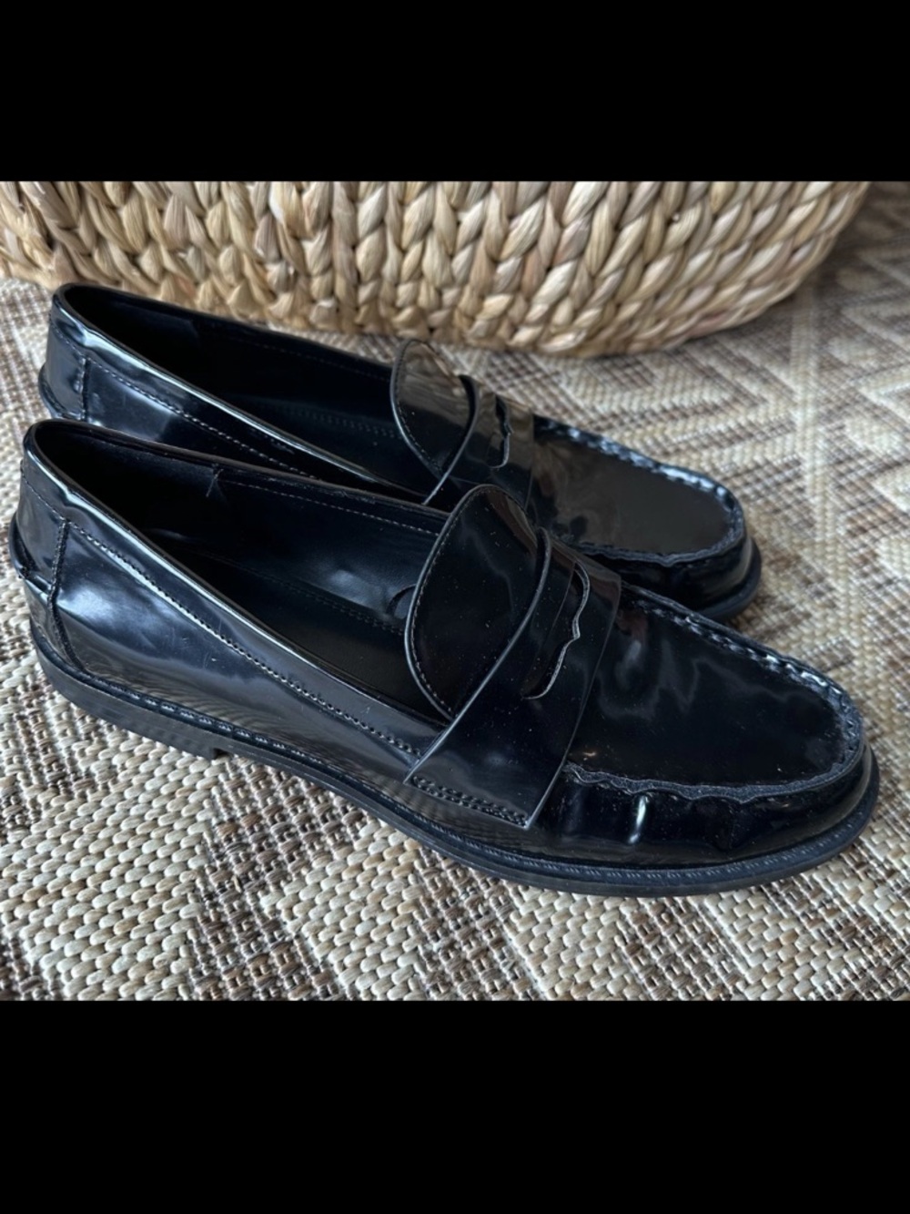 Zara FAUX PATENT LEATHER PENNY LOAFERS EU 39  US Sz 8 - 8.5
